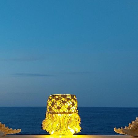 Amazing Beachfront Apartment In Hersonissos 외부 사진