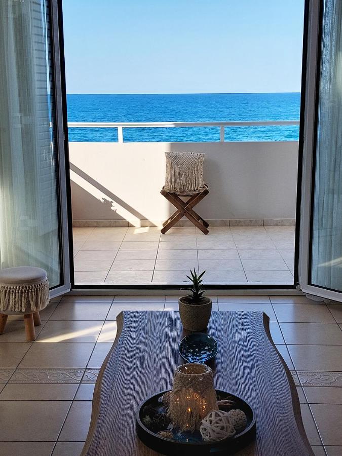 Amazing Beachfront Apartment In Hersonissos 외부 사진