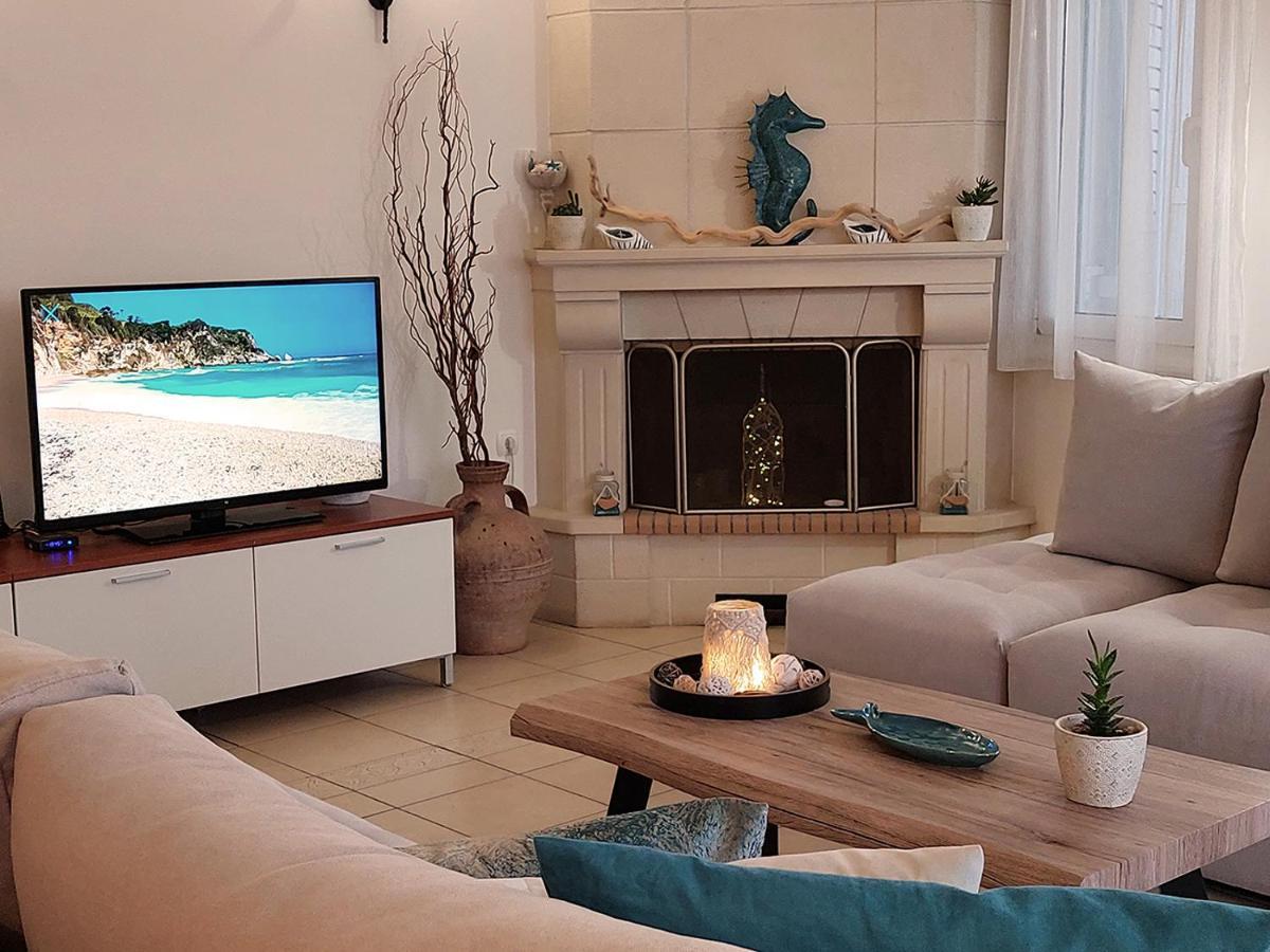 Amazing Beachfront Apartment In Hersonissos 외부 사진