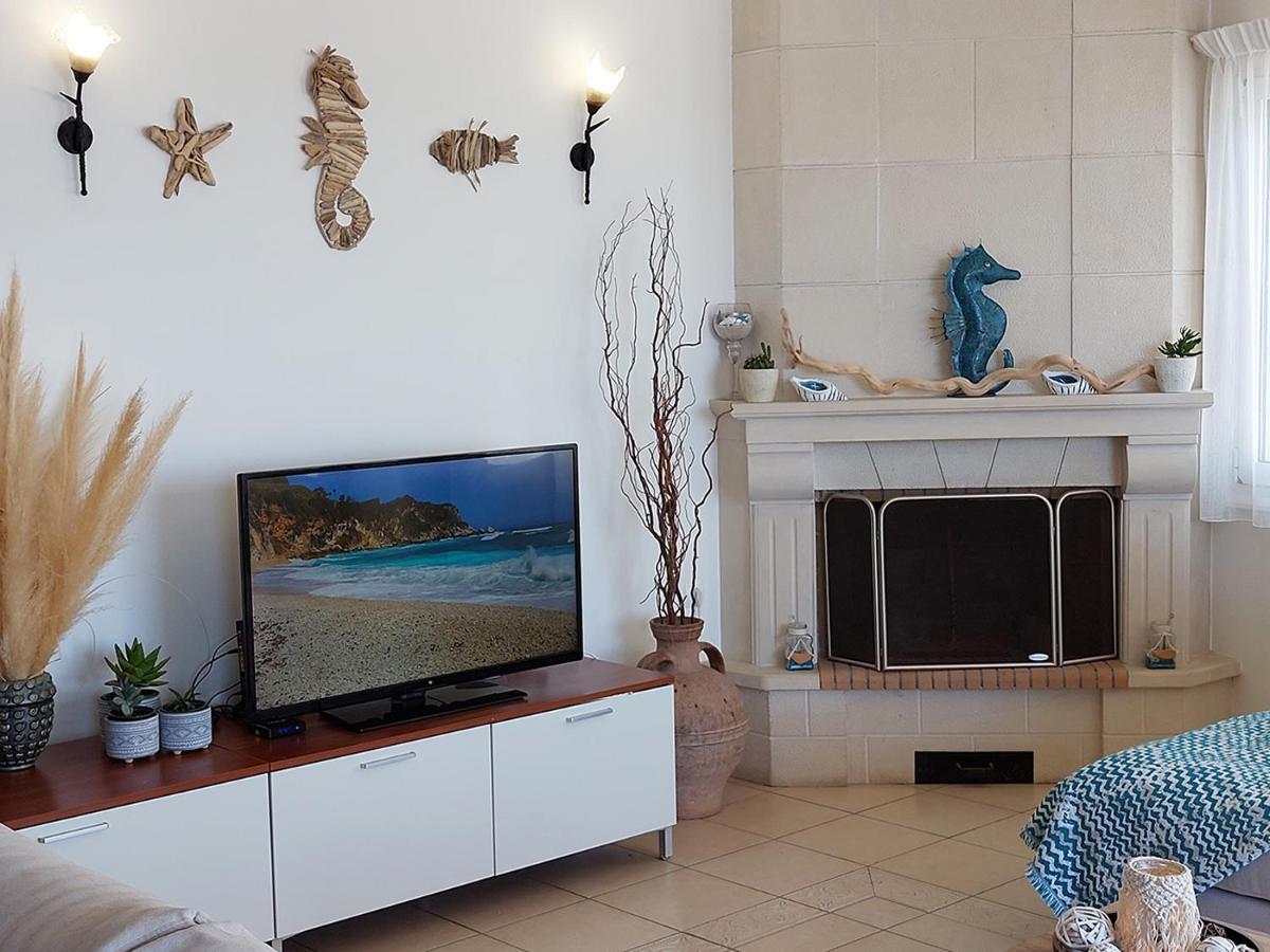 Amazing Beachfront Apartment In Hersonissos 외부 사진