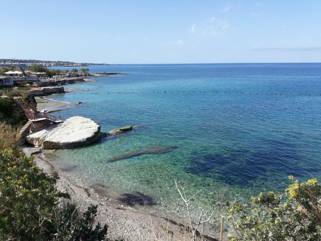Amazing Beachfront Apartment In Hersonissos 외부 사진