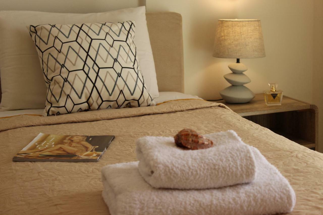 Amazing Beachfront Apartment In Hersonissos 외부 사진